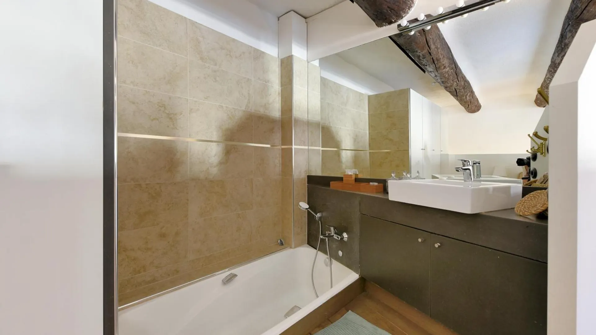 Hotel Loft Vieux Port à Marseille 0*,  France