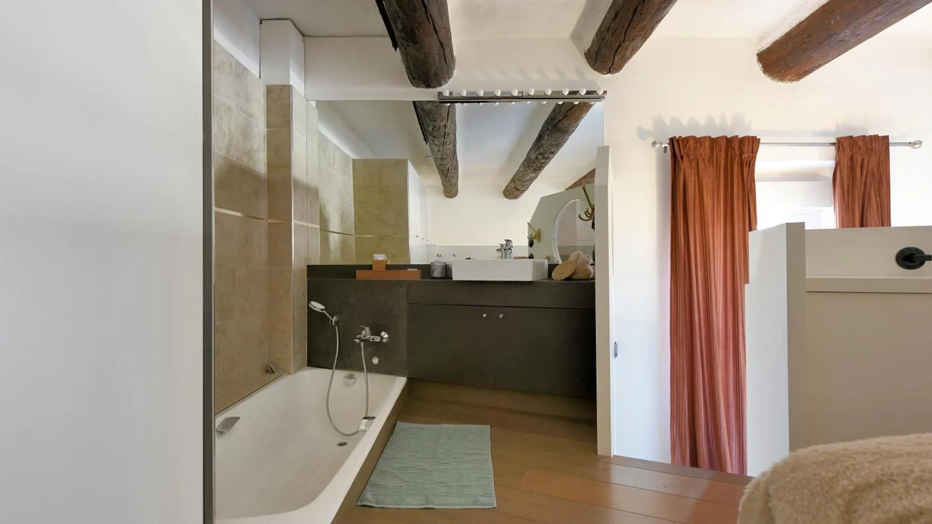 Vieux-Port Magnifique Appartement Loft Marseille Hotel